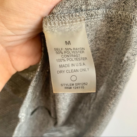 SOPHIE RUE Metallic Sleeveless Sheer V Top - Picture 6 of 12